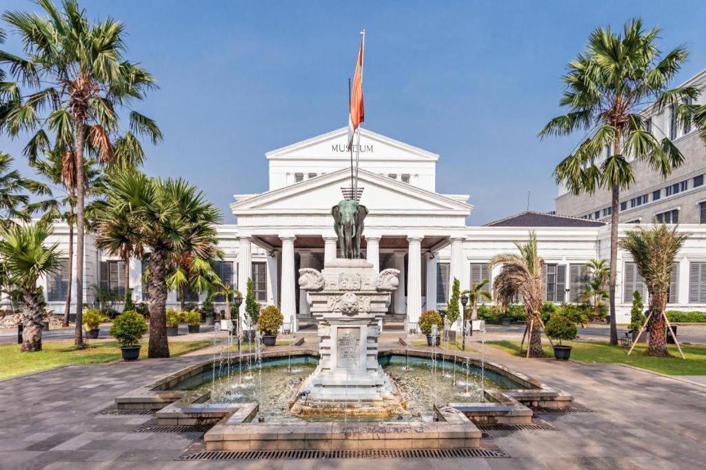 Super Oyo Capital O 90056 Wisma Kebon Kacang 9 Jacarta Exterior foto