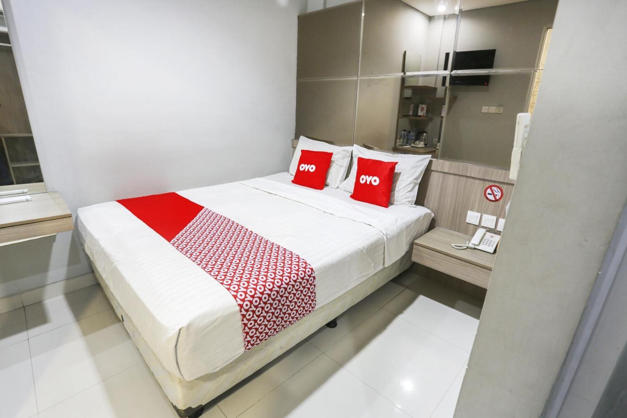 Super Oyo Capital O 90056 Wisma Kebon Kacang 9 Jacarta Exterior foto